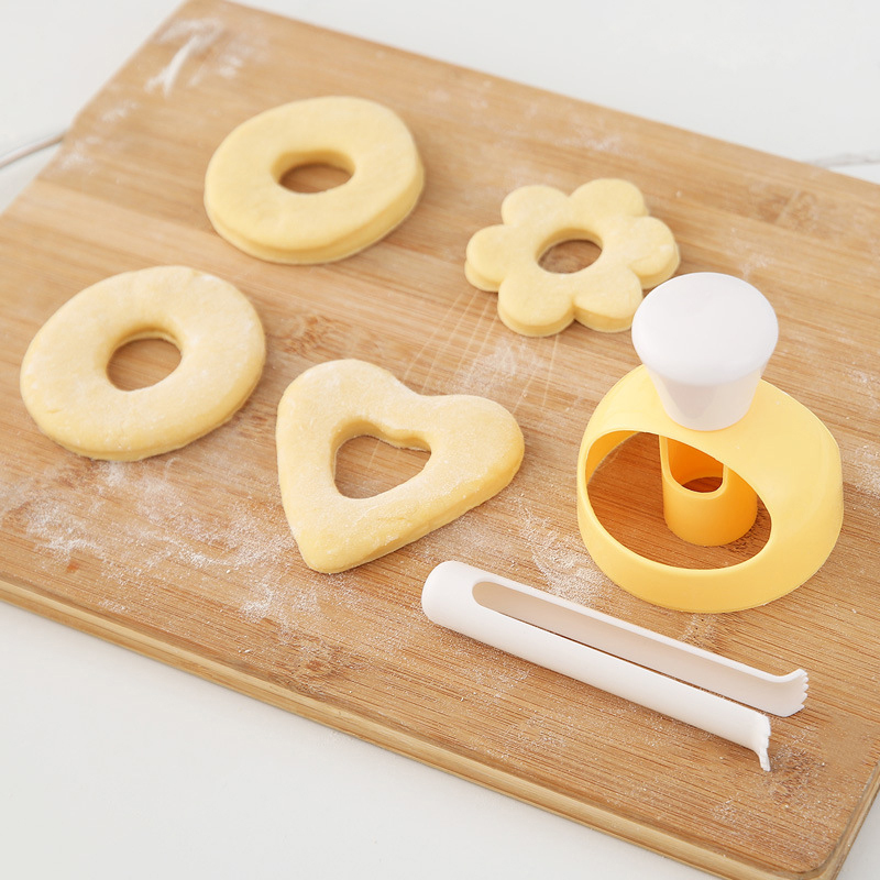 Ciambella Torta Stampo FAI DA  - Donut Making Machine recensione e prezzo